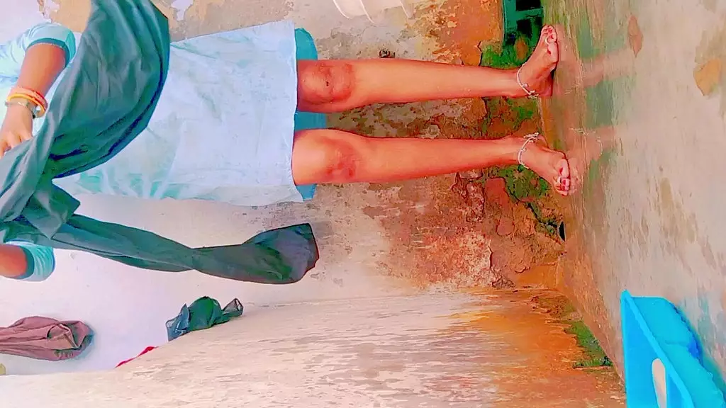 hot indian schoollgirl bath mms leaked video viral